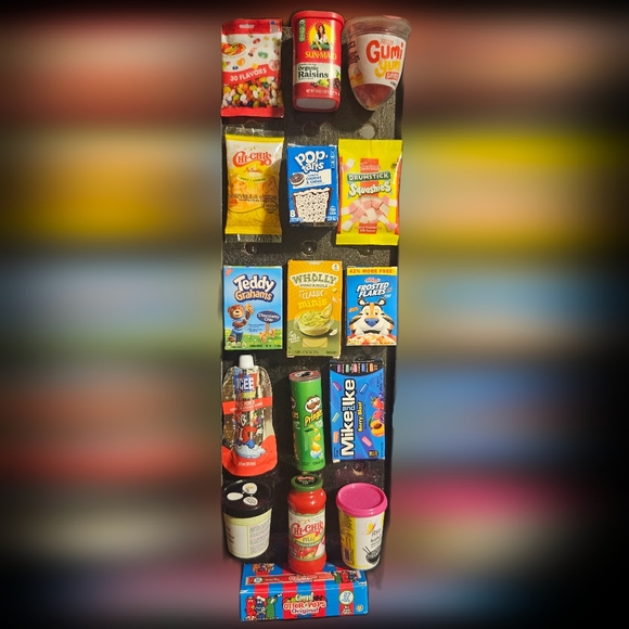 Mini Brands Pins! -Mystery Pick Pins! - Picture 6 of 13